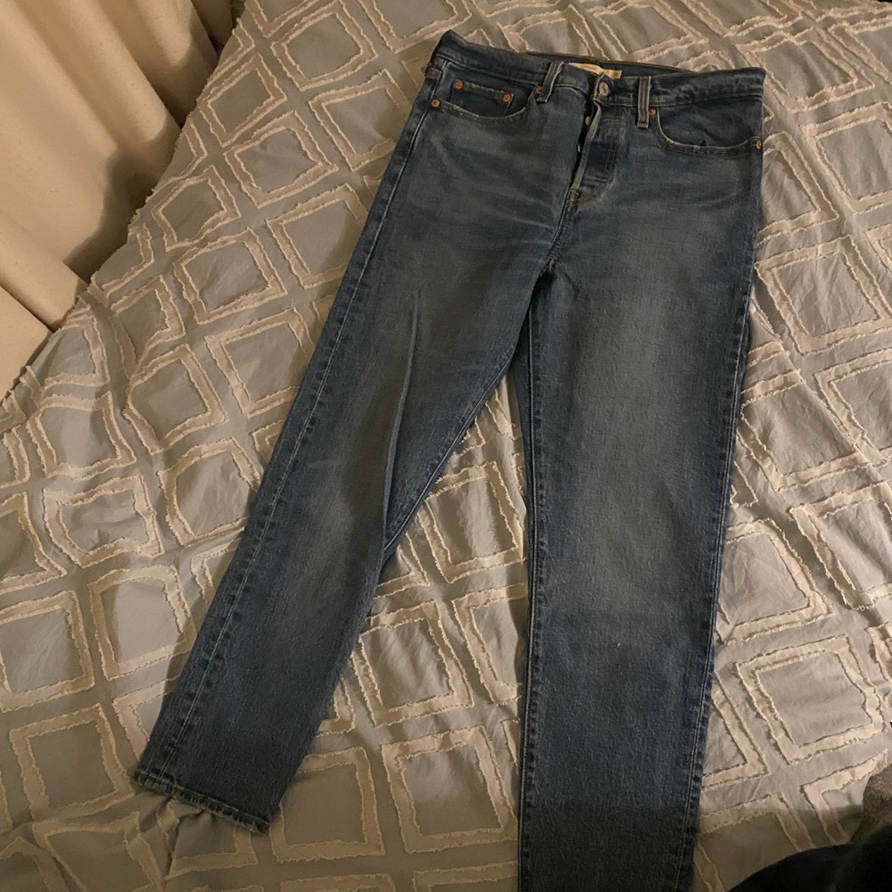 Straight leg Levi wedgie jeans